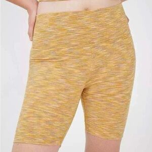 Outdoor Voices Flow 7" Short Women Small, Sunset Yellow  NWT